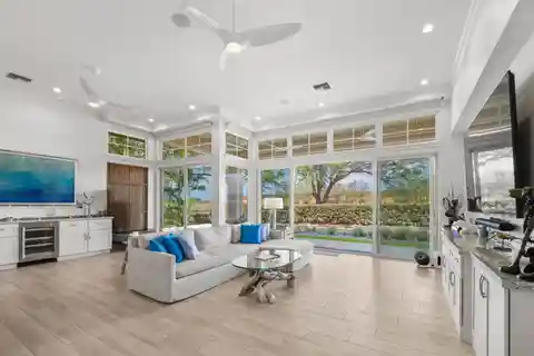 Custom-Built Villa with Contemporary Elegance and Golf Views