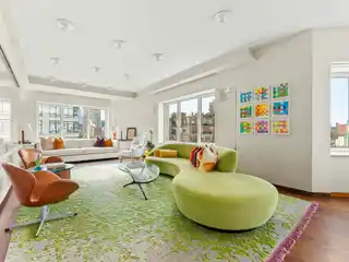 Beautifully Renovated Upper East Side Four Bedroom Residence