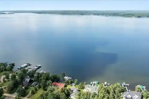 Beach House Apartment on Gull Lake Chain