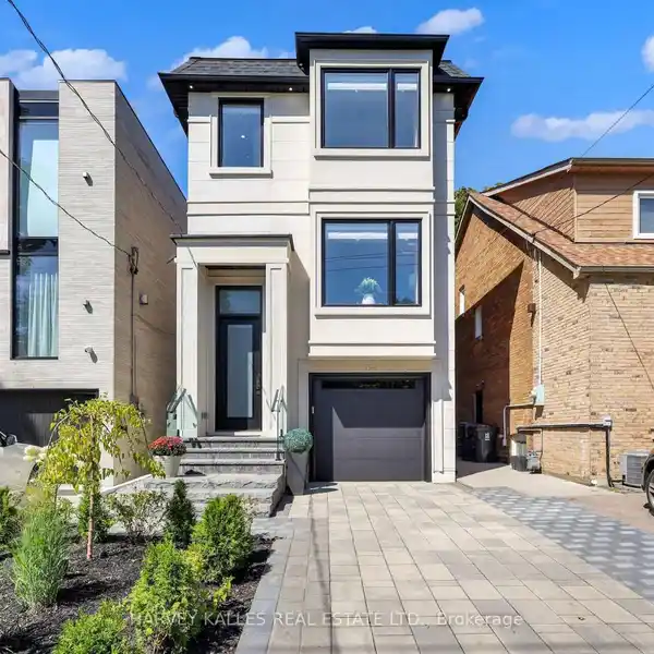 NEW CUSTOM HOME IN SHERWOOD PARK