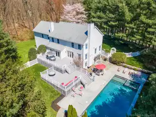 Magnificent Colonial in Silvermine