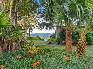 Pavilion-Style Retreat with Breathtaking Views