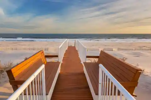 Beautifully Designed Contemporary Residence