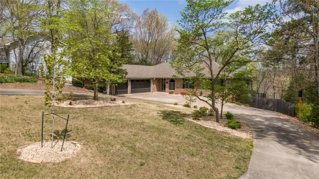 Spectacular Fully Renovated Golf-front Home