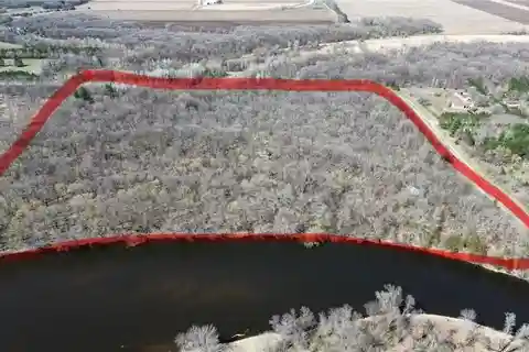 33-plus Acres on the Mississippi River