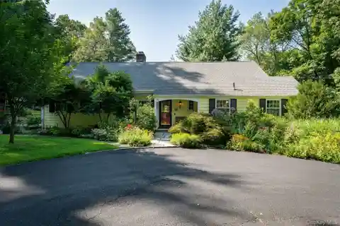 Lovely Cape Cod Style Home