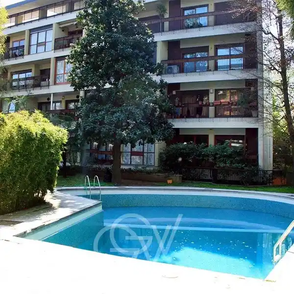 LARGE APARTMENT SURROUNDED BY GREENERY