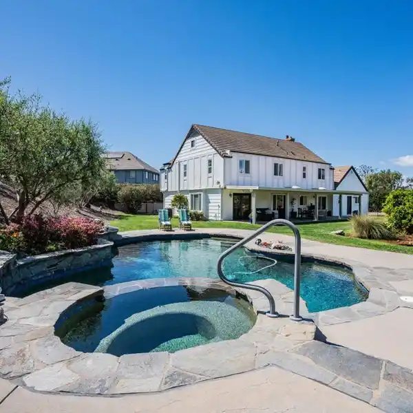REMODELED CUSTOM HOME AND VIEW PROPERTY