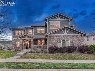 Craftsman Home in Coveted Bluffton Heights