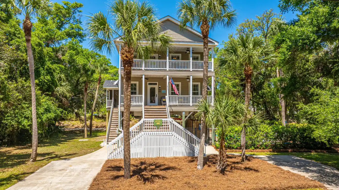 Elevated Home a Short Walk to the Beach