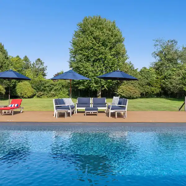 THREE BEDROOM RENTAL HOME ON PARK-LIKE PROPERTY IN BRIDGEHAMPTON