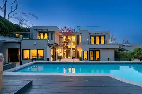 Immaculate Home in Prestigious Point Grey
