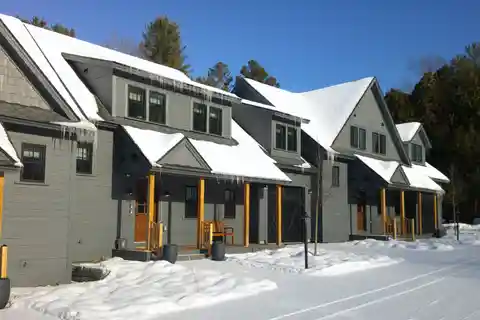 The Landing at Stowe Furnished Townhouse