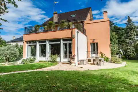 Spacious Family Villa