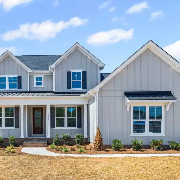 SERENE ACRE LOT WITH COVERED PORCH