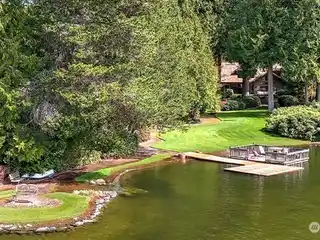Private Waterfront Gem