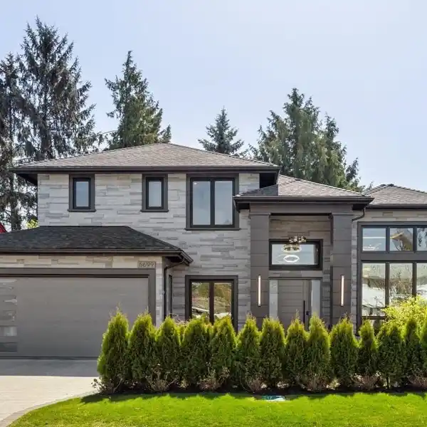 MODERN ELEGANCE IN A SOUGHT-AFTER NEIGHBORHOOD