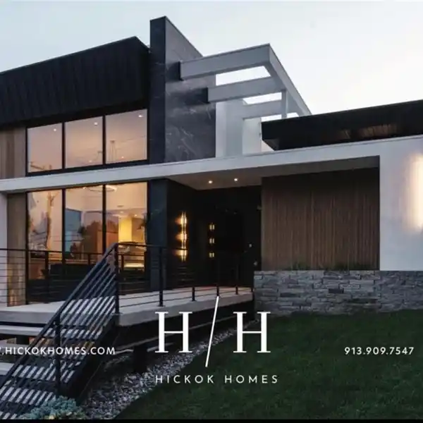 NEW DESIGN-FORWARD RESIDENCE IN THE HEART OF THE CITY