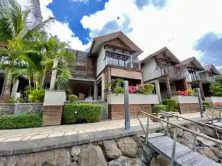 Beautifully Appointed Townhouse