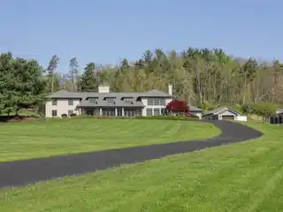 Ligonier Hunt Country Estate on 44 Acres
