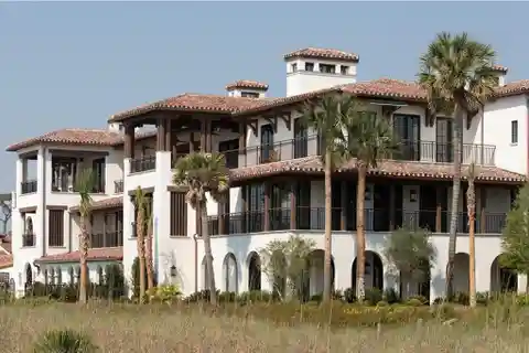 High-end Living at the Ocean Forest Residences