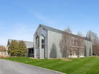 Striking Modern Barn