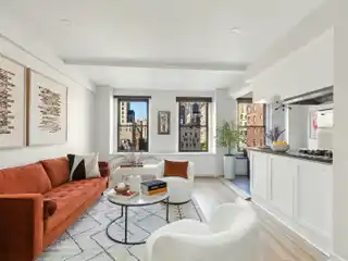 Exceptional Home in the Vibrant Upper East Side