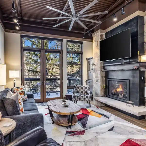 EXTRAORDINARY CONDO ALONG THE EAGLE RIVER