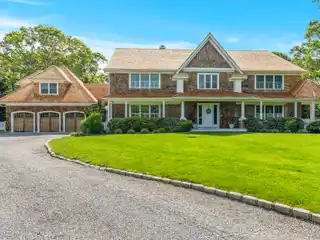 Exquisite Estate in the Heart of Quogue South