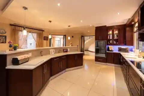 Nature-Inspired Luxury with Endless Flexibility