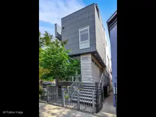 Architect-Designed Modern Masterpiece in Wicker Park