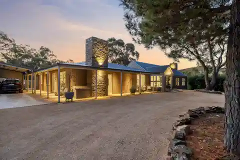 Sophisticated Country Homestead