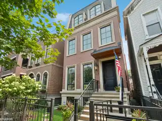 Newer Construction Lincoln Park