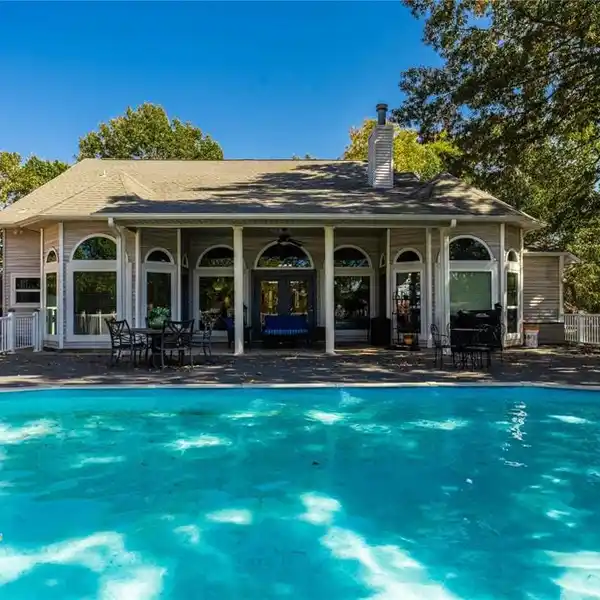 YOUR 31-ACRE EQUESTRIAN PARADISE