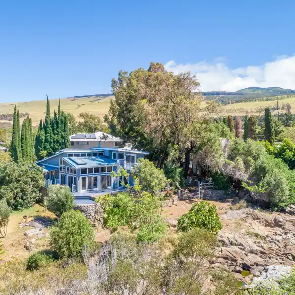 RARE OPPORTUNITY ON THE SUNNY SIDE OF WAIMEA