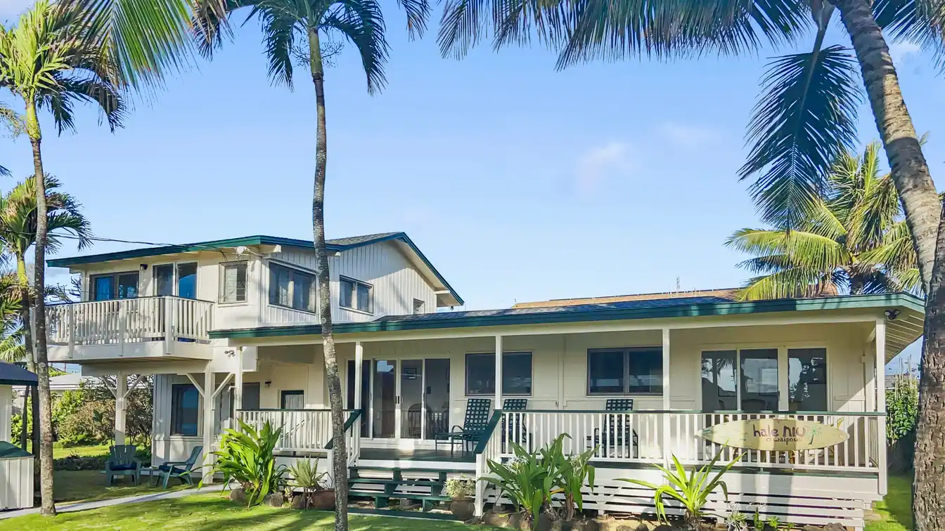 Classic Old World Hawaiian Charm