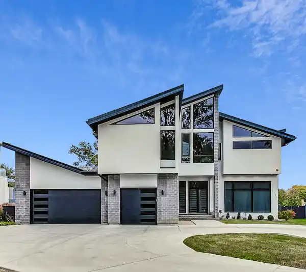 STUNNING EUROPEAN INSPIRED HOME