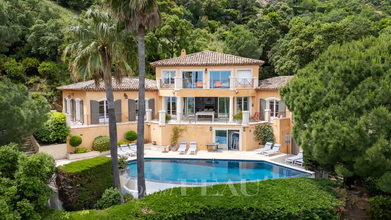 Gorgeous Villa with Amazing Open View