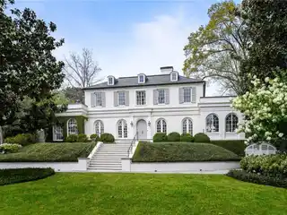 Fully Renovated 1920 Georgian Estate