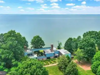 Spectacular 20-acre Waterfront Parcel