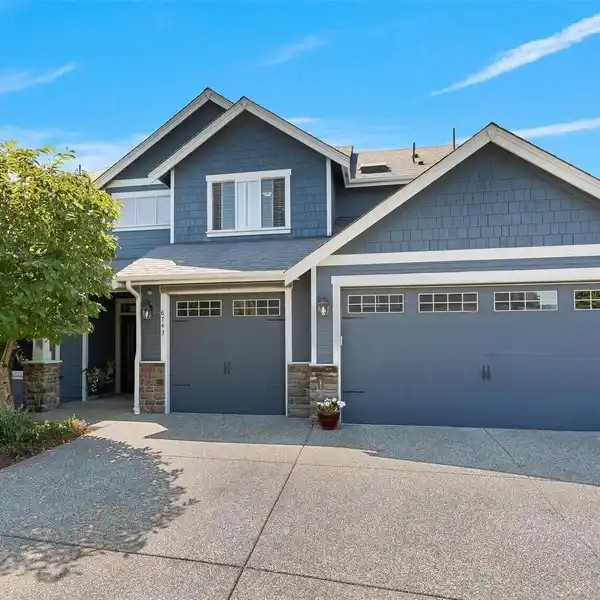 EXCEPTIONAL HOME IN THE HEART OF RENTON HIGHLANDS