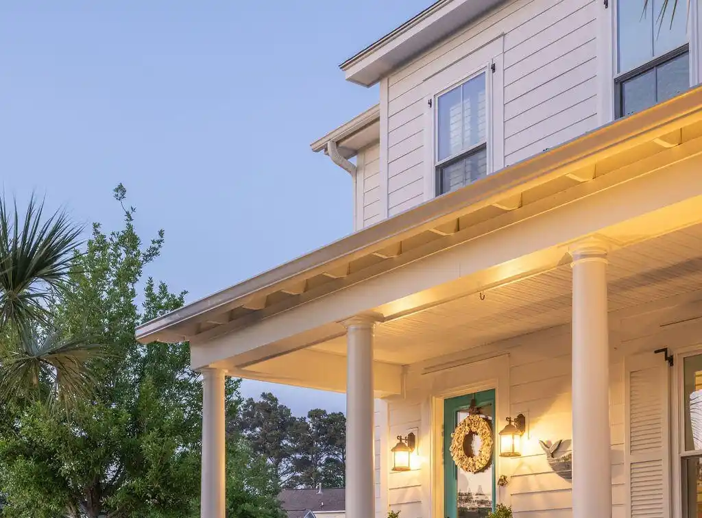 Impeccable Home with Magazine-worthy Elegance