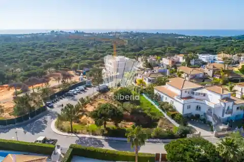 Large Property Close to the Beach