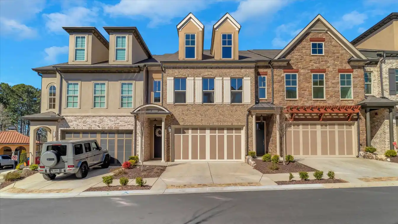 Elegant Italian-inspired Townhome in Prestigious Tuscany Village
