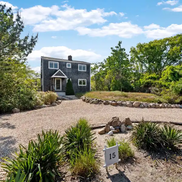 EMBRACE YOUR VACATION IN THE DUNES OF AMAGANSETT