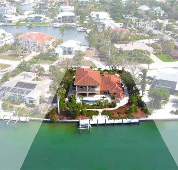 THE PINNACLE OF COASTAL LIVING IN SHELL HARBOR