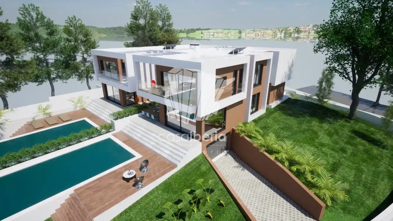 Ready-to-move 4-bed Villa with Infinity Pool