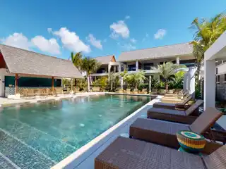 Fantastic Beachfront Villa