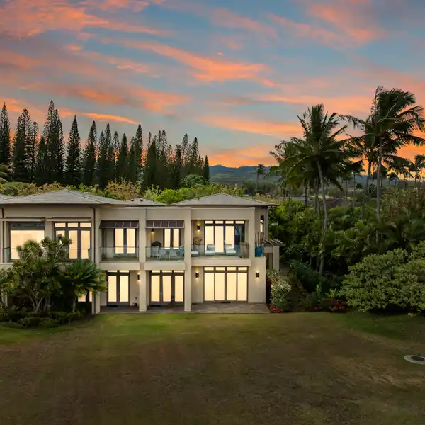 UNPARALLELED BEACHFRONT LUXURY AT COCONUT GROVE VILLAS