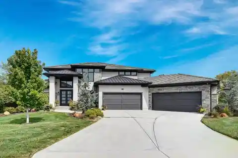 Award-winning Don Julian Home with Theater